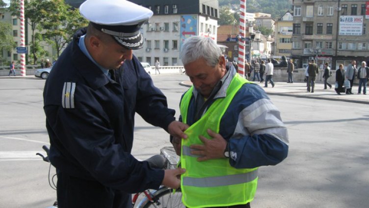 Акция Зима: Наред за проверки – каруци и велосипедисти