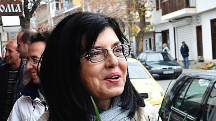 Училището ни е светско, какви бурки?!