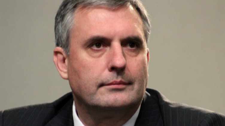 Калфин чака съгласие за реформата до сряда