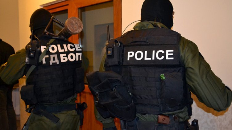 Спецпрокуратурата обвини двама сирийци и трима българи в каналджийство