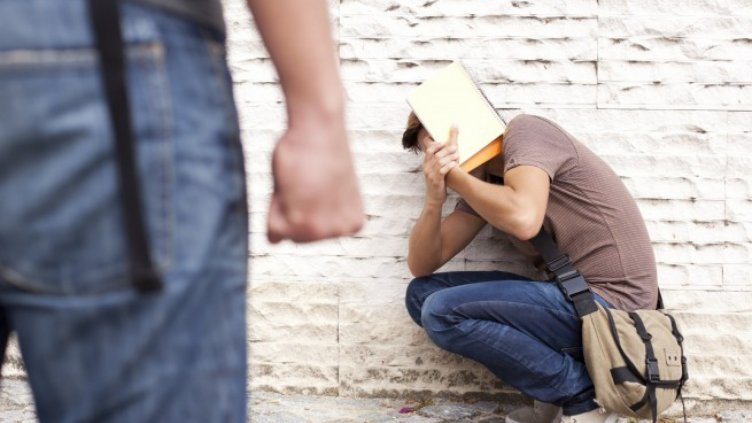 Агресия в училище: Майка удари съученичка на дъщеря си