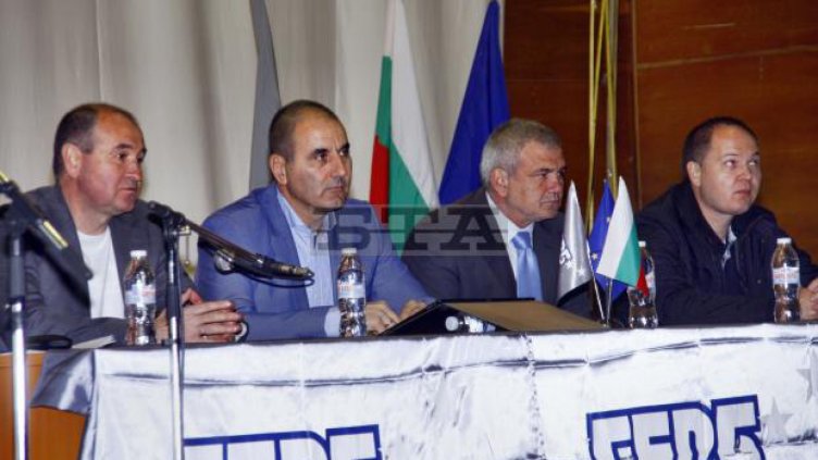 В ПГ на ГЕРБ не се обсъждат варианти за предсрочни парламентарни избори