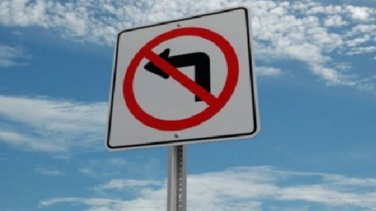 Забраняват левия завой при автогарата във Варна