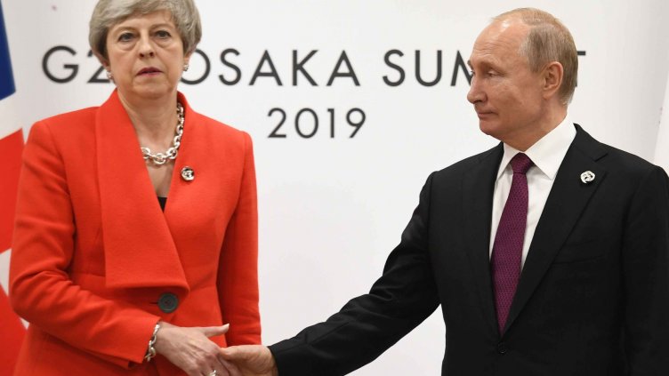 Путин и Мей се срещнаха на форума на Г-20 в Япония