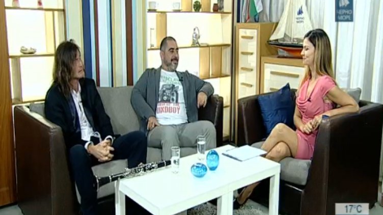 Кметът на Варна първи чул песента за арх. Бузев (ВИДЕО)