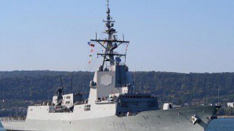 Американски миноносец се включи във военни учения в Черно море