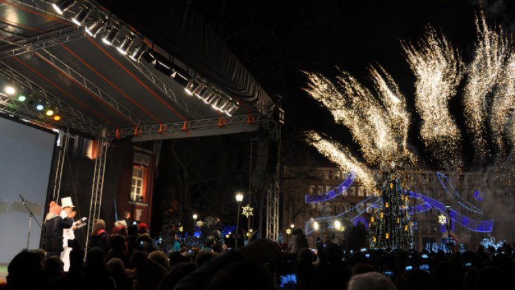 Варна посреща нова година с Любо Киров и Deep Zone Project