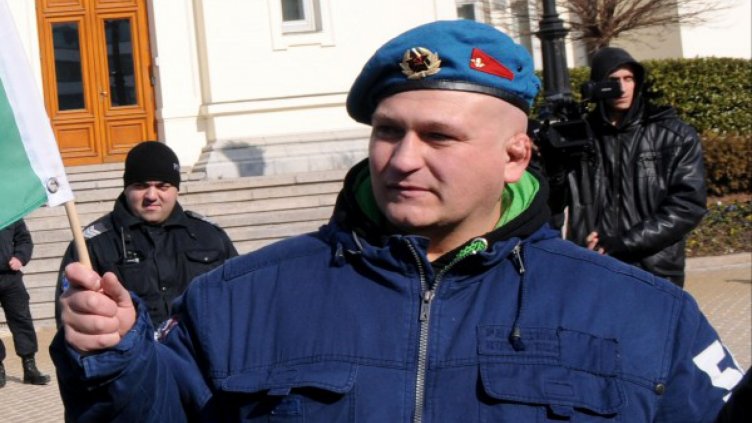 Армия от 5000 махленски биячи пазят бизнесмени (мутри)