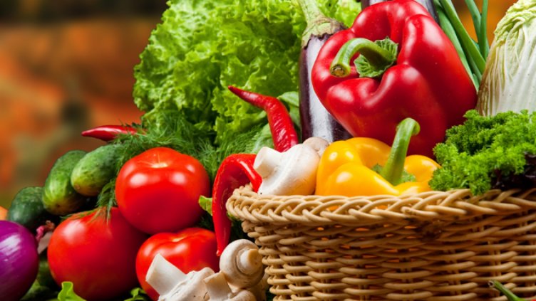 Ядем по-евтина салата преди празниците