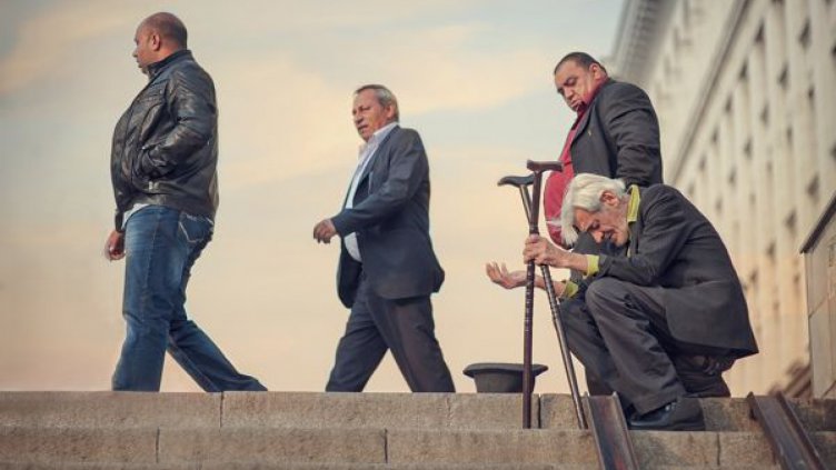 1/3 от българите в градовете и половината в селата са в риск от бедност