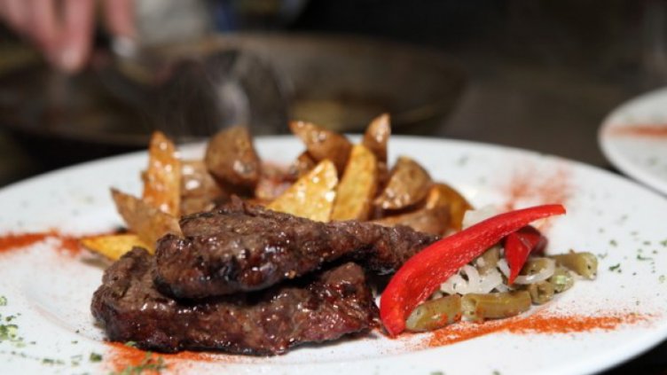 Телешки котлети с вино