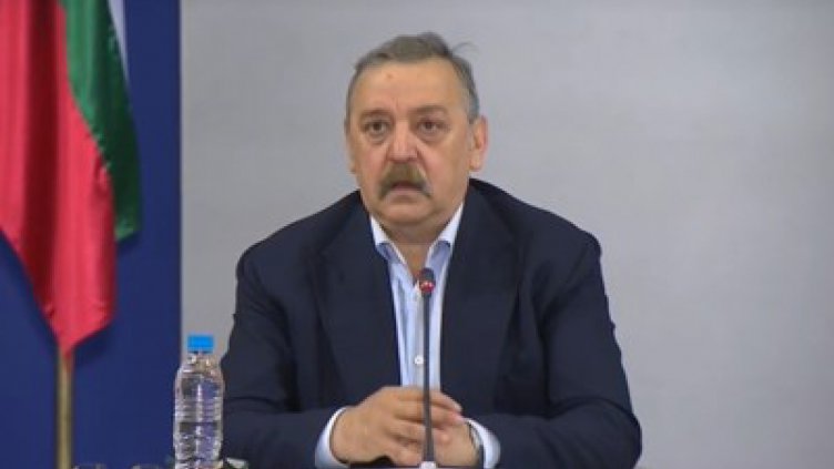 Бързите антигенни тестове ще спасят системата