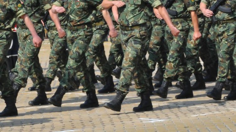 Казармата се връща, но вече ще е по желание