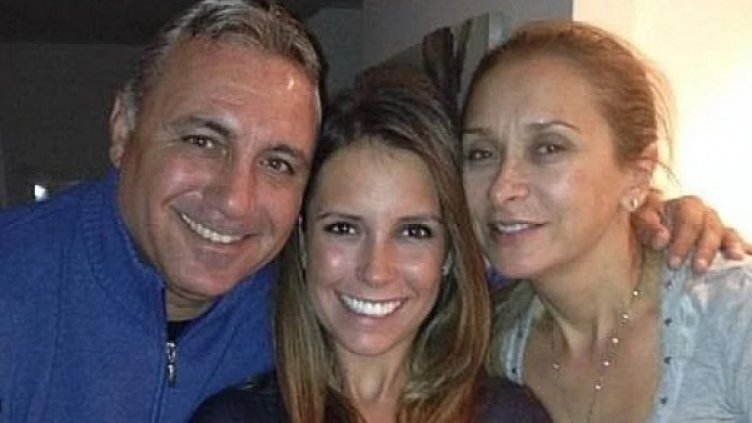 Стоичков стана дядо на внук!