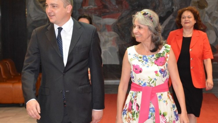 Вицепрезидентът Маргарита Попова оцени високо културния календар на Варна
