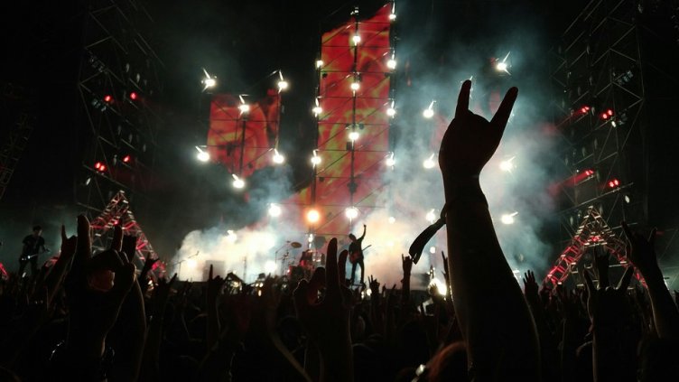 5000 на рок концерт след тест за COVID