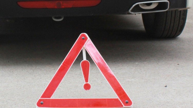 Момичета спасиха семейство от беда на пътя за Варна