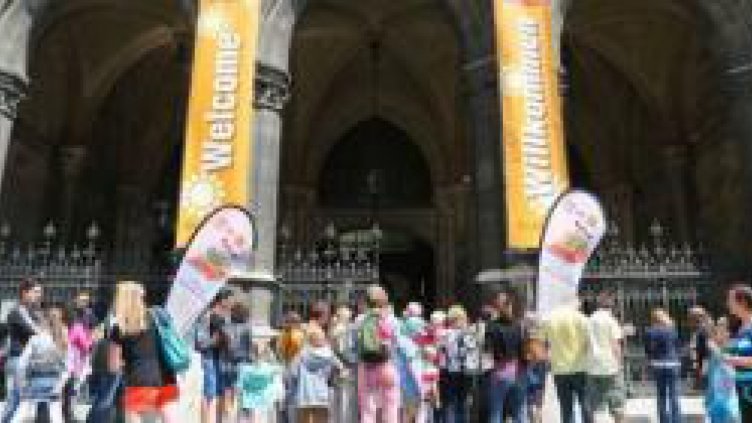 Подаряват 40 000 книги във Виена