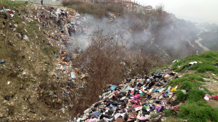 Разчистването на „Максуда“ продължава