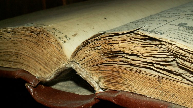 Цифровизираха старите семейни регистри на населението във Варна