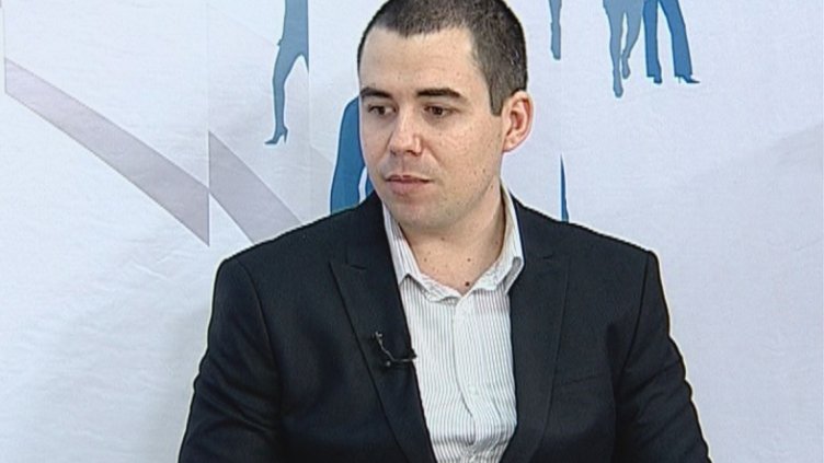 "Щрихи от утрото" (26.05.2016) - Погват служебните коли по кварталните паркинги във Варна