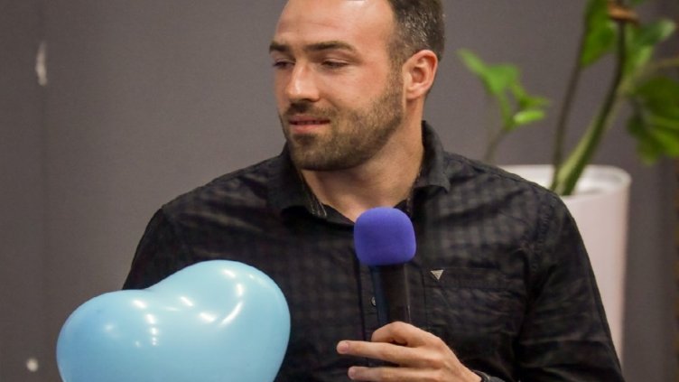 Волейболни и баскетболни емоции край морето: Известни спортисти зарaдваха деца и младежи от цялата страна