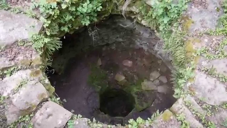 Баща и син на съд за убийство на съсед