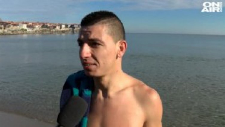 На плаж в Созопол на Богоявление: 34 души скочиха в морето