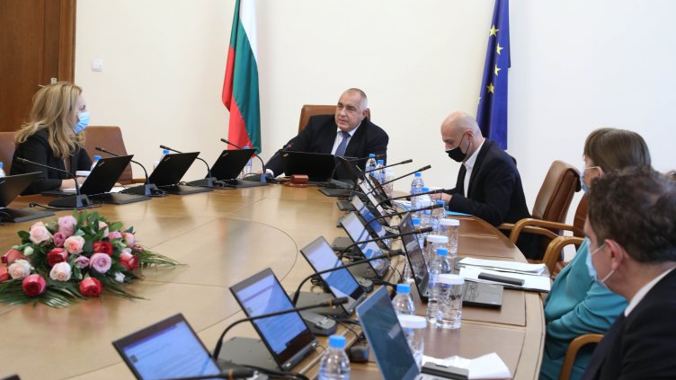 Координациoнен съвет ще отговаря за ваксините срещу COVID-19