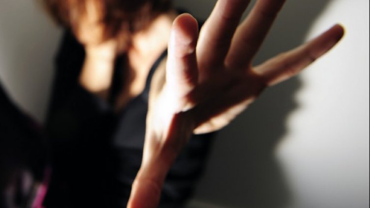 Мъж тормозил онкоболната си жена