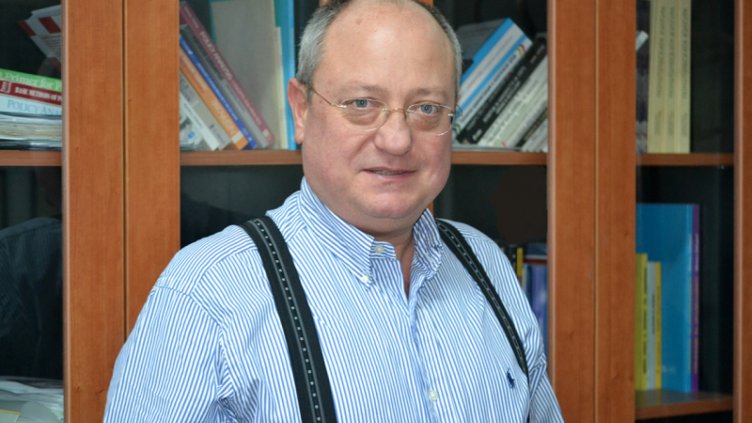 Тодор Танев: Образованието да е глазурата, а не парче от тортата