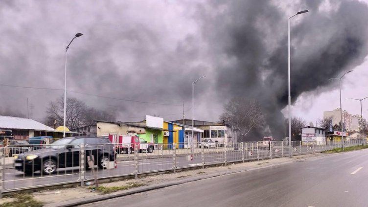 Огнеборците потушиха 79 пожара през последното денонощие