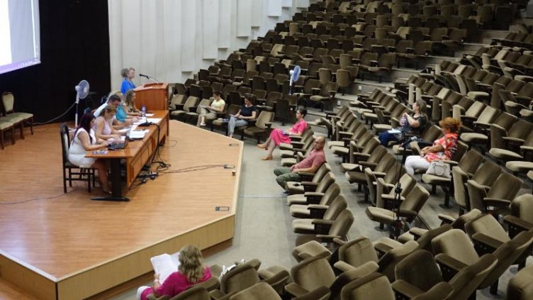 Варна, Париж, Генуа, Никозия, Малага и др. ще се обучават заедно на туризъм