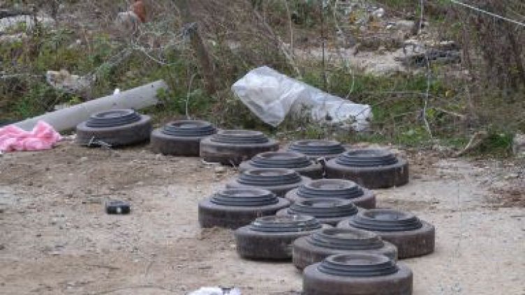 Откриха противотанкови мини край Разград