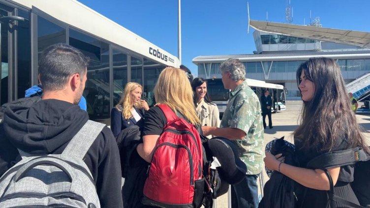 Нови 14 българи бяха евакуирани от Израел