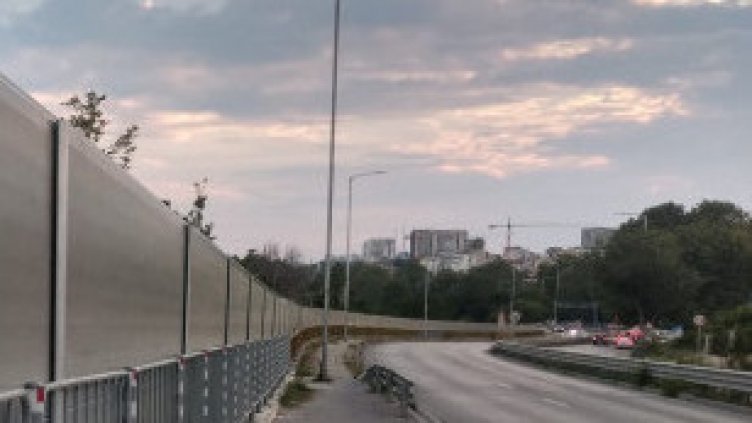 Решено: Паната по пътя за Златните остават