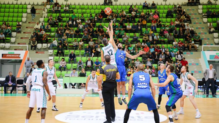 „Балкан“ мина 100-те точки срещу варненци