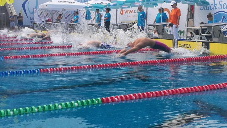 Над 300 плувци атакуват медали на Black Sea cup във Варна