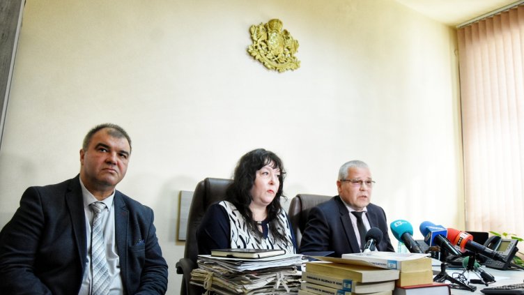  Във Варненско засякоха 12 души с неизправни коли на пътя