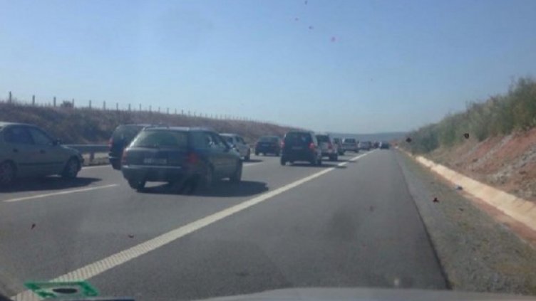 Километър опашка на Лесово, за Гърция – свободно