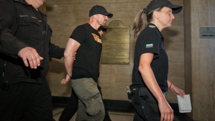 Пуснаха Андре Токев от затвора (ВИДЕО)