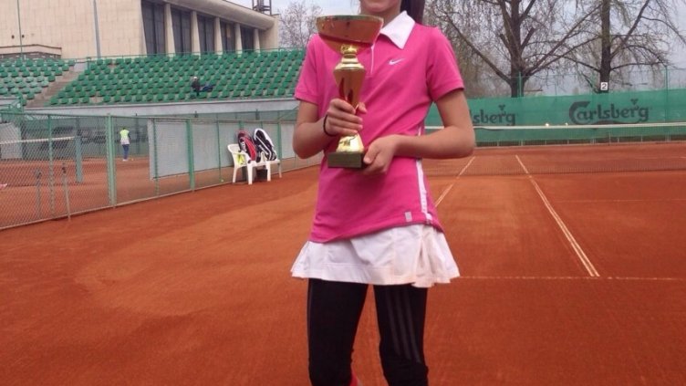 Тенисистите на “Елит” отново обраха медалите