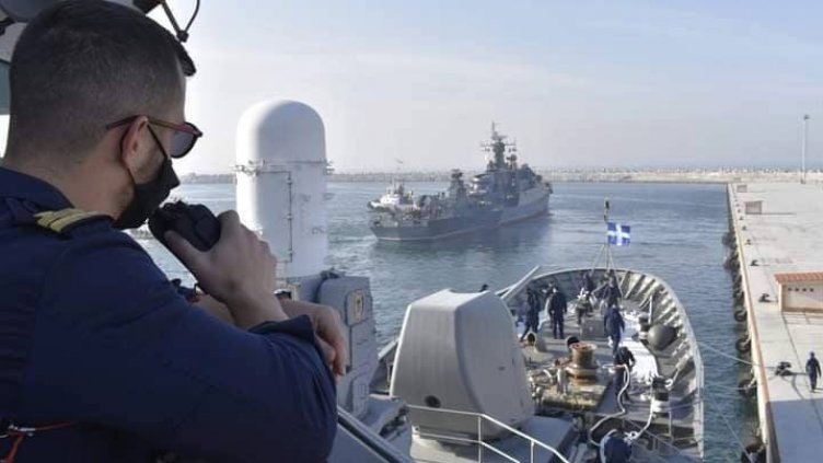 След „Sea Breeze 2021”: Корабите на НАТО остават в български води