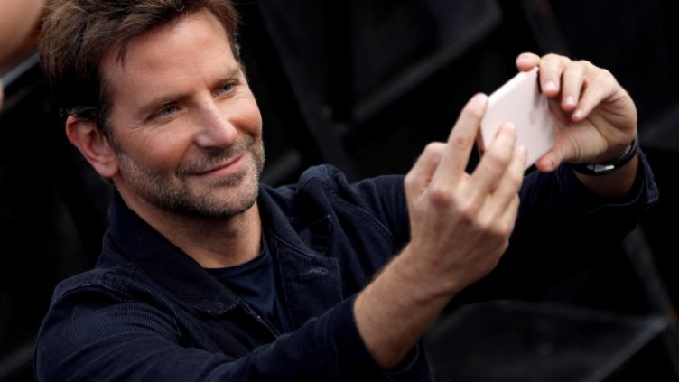 Брадли Купър се вдъхновил от Де Ниро, за да стане режисьор