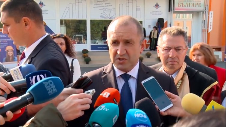 Радев към Борисов: Не се крий! Играй за президент (ВИДЕО)