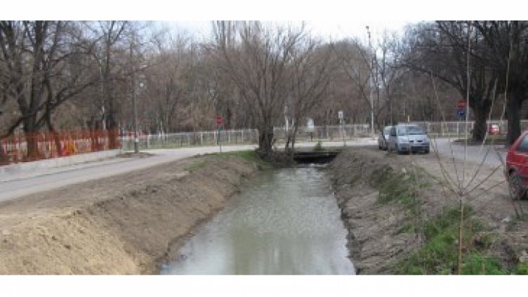 Община Варна в готовност за поддържане на деретата