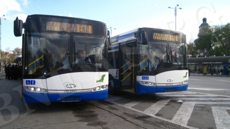 Безплатни автобуси ще возят варненци в новогодишната нощ