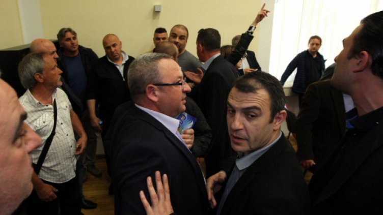 Янко Станев: В СДС разликата между &bdquo;Осанна&ldquo; и &bdquo;Разпни го&ldquo; е няколко милиметра