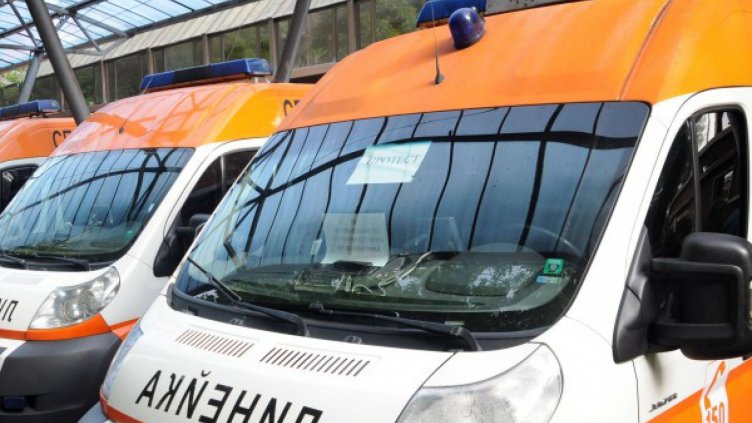 Влюбени паднаха от мост в Марица, младежът го няма