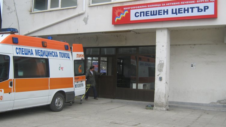 Вдигат заплатите в Спешна помощ, отпускат допълнително близо 20 млн. лева